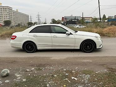 Продажа авто: Mercedes-Benz E-Class: 2010 г., 3.5 л, Автомат, Бензин, Седан — 5