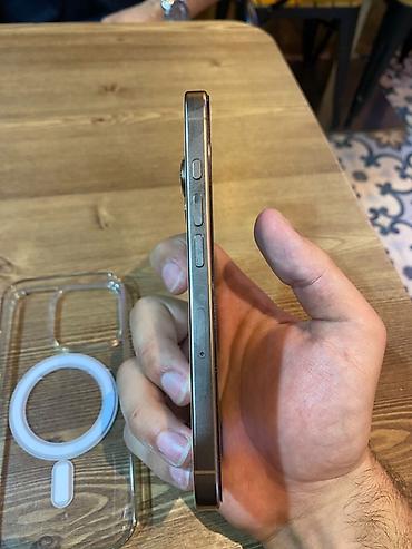 iphone cs: IPhone 16 Pro, 256 GB, Desert Titanium, Face ID — 6
