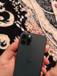 Apple iPhone: IPhone 12 Pro, Б/у, 128 ГБ, Голубой, Чехол, 77 % — 7