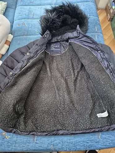 massimo dutti rasprodaja: Dečija zimska jakna 128-134 cm teget Karakteristike: - Duga — 4