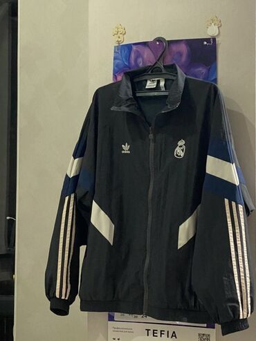 спортивный купальник с шортами: Эркектердин курткасы, Стандарт, Adidas, Жаңы, түсү - Кара