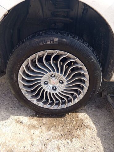 niva disqiləri: İşlənmiş Disk Toyota R 16, 4 Boltlu