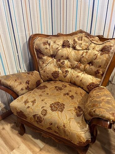 Qonaq otağı dəstləri: Kreslolar — 8