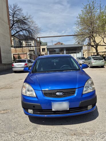 Kia Rio: 1.5 л | 2006 г. Хэтчбэк