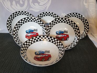 Kuhinjski setovi: Cinije nove za supe,corbe,poslastice Sigma porcelan. Porcelaske — 1