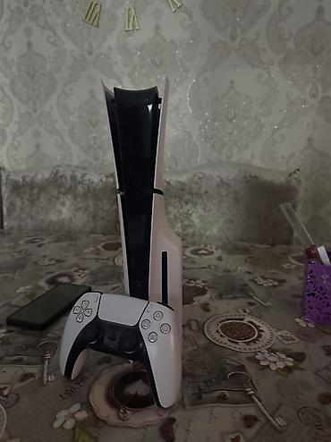 PS5 (Sony PlayStation 5): Ps 5 slim fc 24 gta 5 call of duty var Bir dual sense ilə verilir — 2