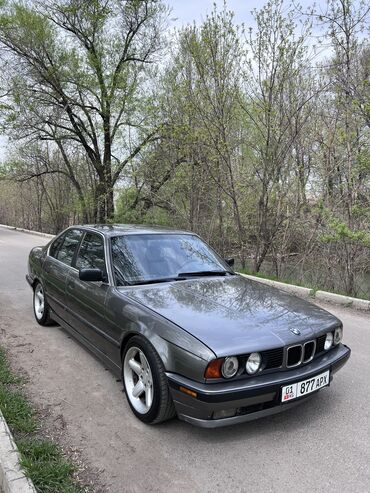 машина bmw 525: BMW 5 series: 1988 г., 2.5 л, Механика, Бензин, Седан