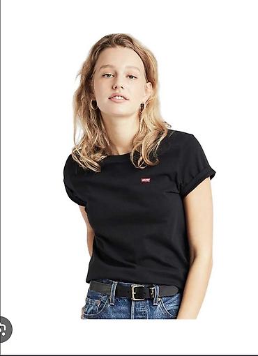 ugg guma: Levis majica XL, samo oprana, bez ikakvih ostecenja — 1