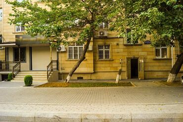 Köhnə tikili: Bakı, 5 otaqlı, Köhnə tikili, m. Gənclik, 150 kv. m — 17