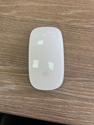 компьютерные комплектующие бишкек: Беспроводная мышка Apple. С коробкой и зарядкой, ни разу не