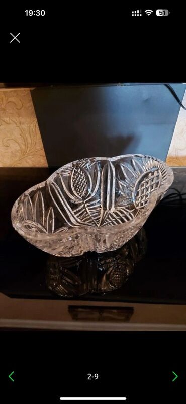 Digər dəstlər və servizlər: Şüşə və kristal qab-qacaq dəsti - 1 ədəd iri dekorativ şüşə vaza — 5