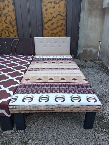 Təknəfərlik uşaq çarpayıları: 1 nəfərlik çarpayılar 60 manat. 2 nəfərlik taxt 110 manat. çatdırılma — 4