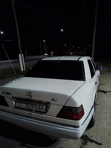 Продажа авто: Mercedes-Benz W124: 1994 г., Седан — 5