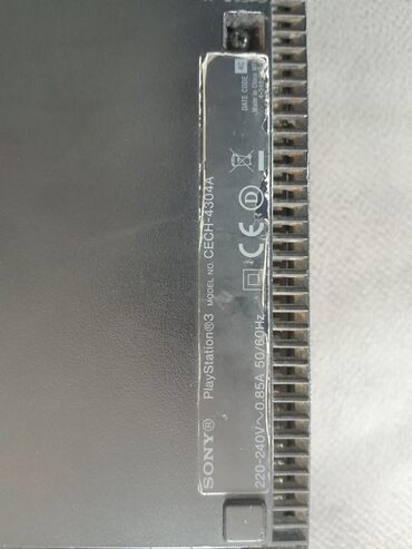 PS3 (Sony PlayStation 3): Sony PlayStation 3 Super Slim oyun konsolu Model: CECH-4304A — 3