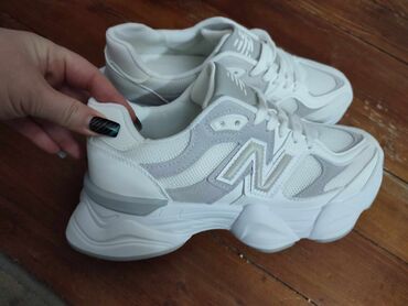 Women's Sneakers and athletic shoes: New Balance, 39, bоја - Šareno — 5