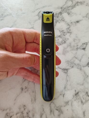 Bədənə qulluq: Philips One Blade QP2620 tam işlək vəziyyətdə tekce adapter ve lezviya