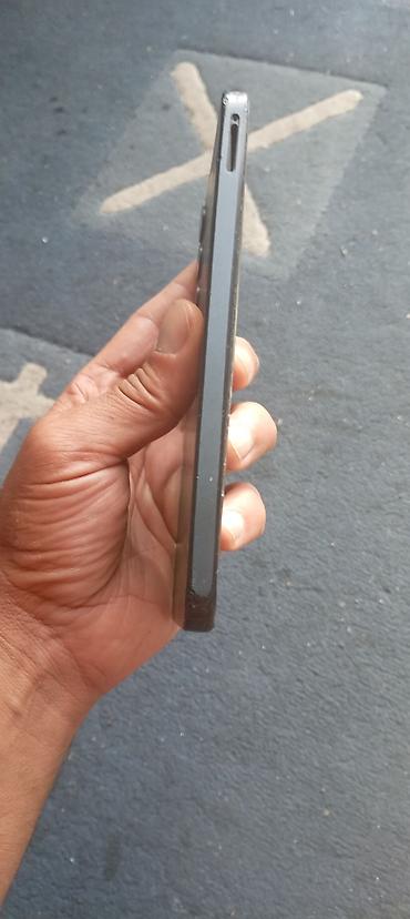 kljuc na instrument tabli: Samsung Galaxy A16 5G za Delove/Popravku.Na tel je ostecen Ekran kao — 4