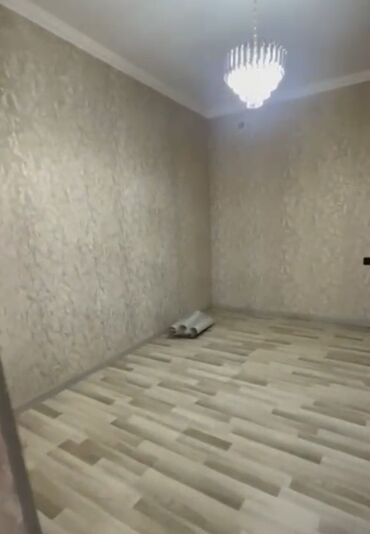 Uzunmüddətli kirayə evlər: Kiraya ev verilir 3 otaqli evde divan kreslolar ve iki spalni krovat — 7