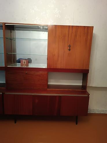 Ремонт и строительство: Секционный шкаф-горка в стиле mid-century За 2 шкафа 5000 - Материал — 2