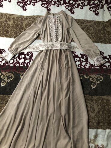 бархатный платья: Вечернее платье, Длинная модель, С рукавами