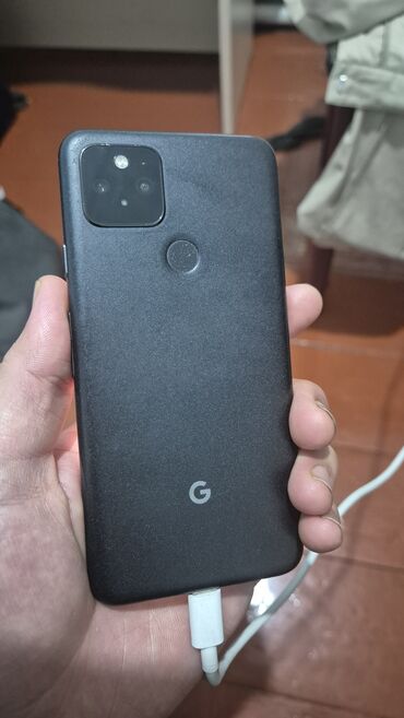 телфон б у: Google Pixel 5, Б/у, 128 ГБ, цвет - Черный, 1 SIM, eSIM
