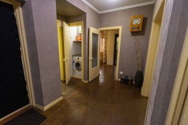 аренда квартир долгий срок: 3 бөлмө, Кыймылсыз мүлк агенттиги, Чогуу жашоосу жок, Толугу менен эмереги бар