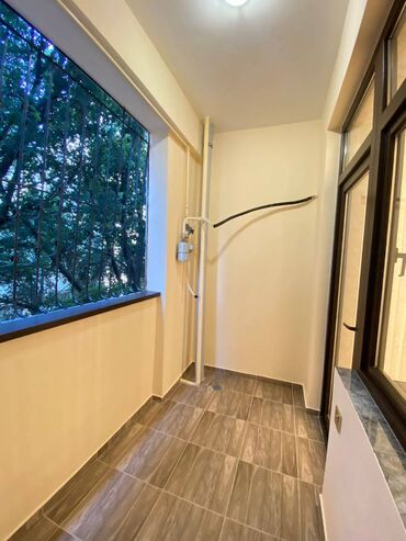 Yeni tikili: 3-cü mikrorayon, 3 otaqlı, Yeni tikili, m. Memar Əcəmi, 122 kv. m — 20