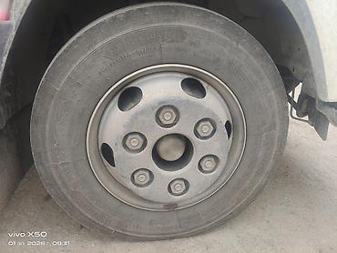 Шина для коммерческого транспорта Michelin X Multi 215/75 R17.5 at lalafo.kg Шина для коммерческого транспорта Michelin X Multi 215/75 R17.5