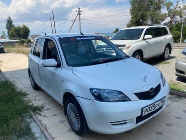 машина сатуу: Mazda Demio: 2003 г., 1.5 л, Автоматтык, Бензин, Хетчбек