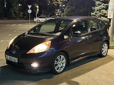 титан на фит: Honda Fit: 2010 г., 1.5 л, Автомат, Бензин, Хэтчбэк — 3