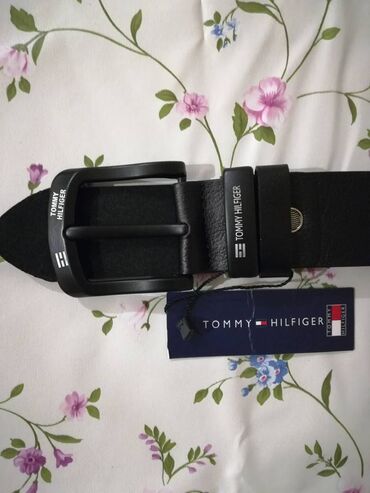 kais za torbu: Novi muski kozni markirani kais Tommy Hilfiger. Zemlja porekla Turska