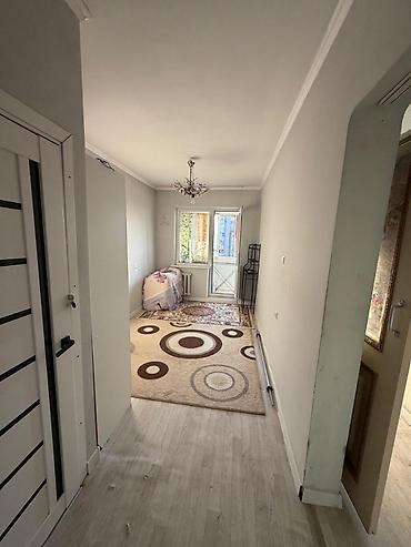 васток 5 квартира: 2 комнаты, 54 м², Восток-5 мкр 105 серия, 5 этаж — 1