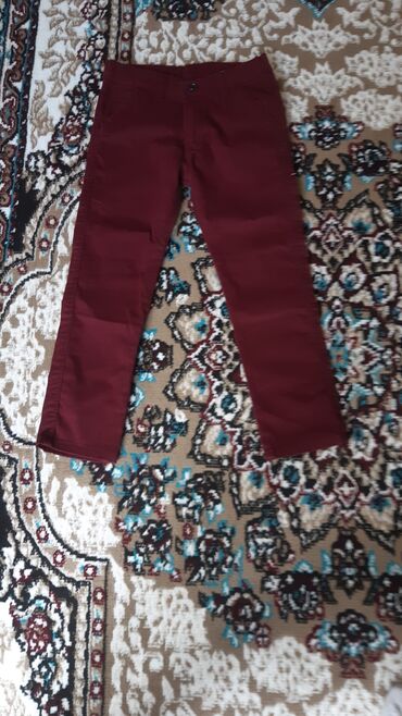 yay üçün şalvarlı qadın kostyumları: Şalvarlar rəng - Qırmızı