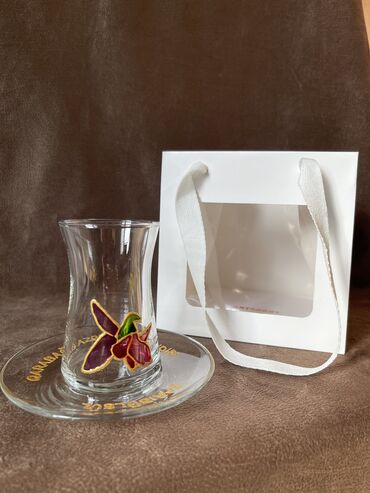 zefer bayrami sekilleri: Armudu stəkanlar, 1 əd