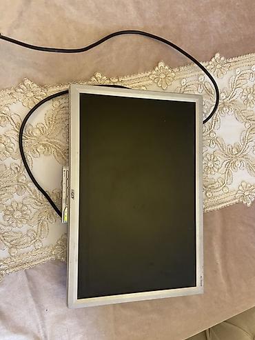 kampüterlər: Acer LCD monitor - Ekran ölçüsü: təxminən 17–19 düym (şəkillərə — 4
