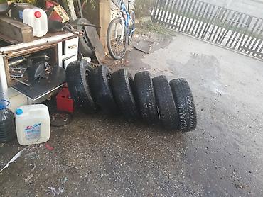 Gume i felne: U dobrom stanju,cena po kom — 5