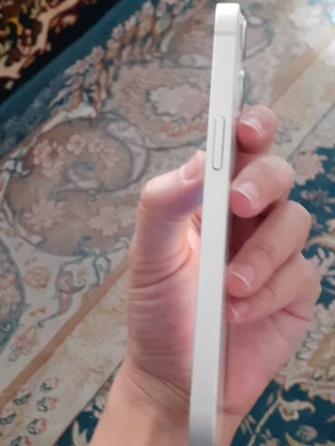 Apple iPhone: IPhone 13, Б/у, 128 ГБ, Старлайт, Зарядное устройство, Кабель, Чехол, 17 % — 8