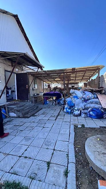 Продажа коттеджей и домов: 🏡✨ Продаётся участок с домом в ж/м Умут (Пригородное) ✨🏡 📐 Площадь: 4 — 6