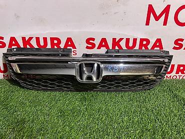 Решетки радиатора: Решетка радиатора Honda Б/у, Оригинал — 8