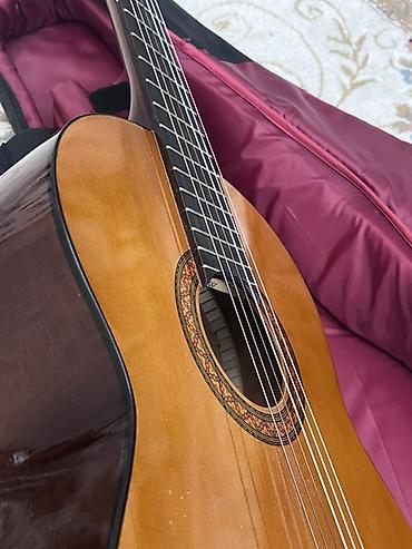 Музыкалык аспаптар: Классическая гитара Yamaha C40 с нейлоновыми струнами в комплекте с — 4