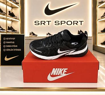 nike air force 1: Yeni̇ - ni̇ke 
Made in Vyetnam
41- ölçü 
ortopedik 
barkod — 1