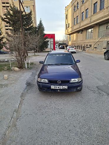 termostat opel astra f: Opel Astra F Universal (kombi), tünd mavi rəng. - Kuzov: 5 qapılı — 4