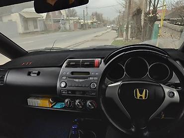 Honda: Honda Fit: 2004 г., 1.5 л, Вариатор, Бензин, Хэтчбэк — 8