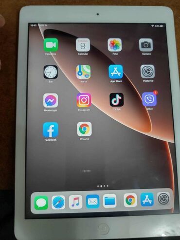 Tableti: Apple iPad tablet - Ekran: 9.7 inča (Retina), - Boja: srebrna — 1