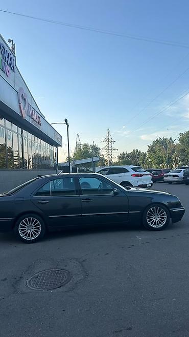 bud e9: Mercedes-Benz E-Class: 2002 г., 2 л, Механика, Бензин, Седан — 8
