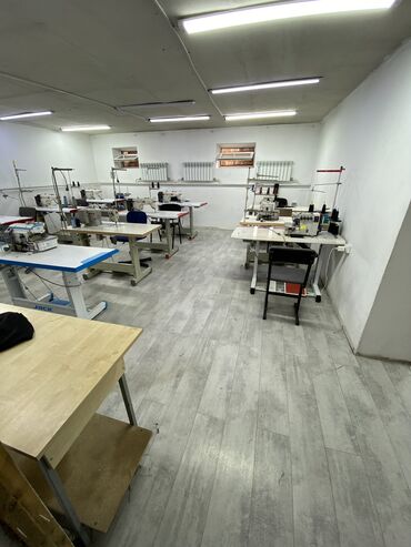 Цеха, заводы, фабрики: Сдается швейный цех . Со всем необходимым обороудованием . Р-н Пишпек — 2
