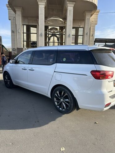 Kia: Kia Carnival: 2018 г., 2.2 л, Автомат, Дизель, Минивэн — 4