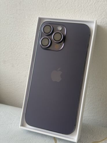 Apple iPhone: IPhone 14 Pro Max, Б/у, 128 ГБ, Deep Purple, Защитное стекло, Чехол, Кабель, 85 %
