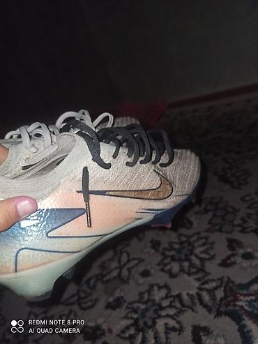 Футбольные бутсы Nike Zoom Mercurial (серия Air Zoom) - Модель с