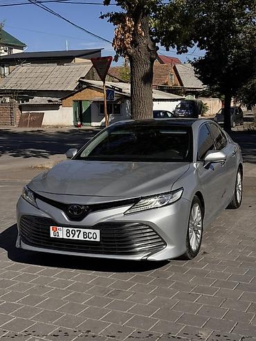 Toyota Camry: 2019 г., 2.5 л, Автомат, Бензин, Седан